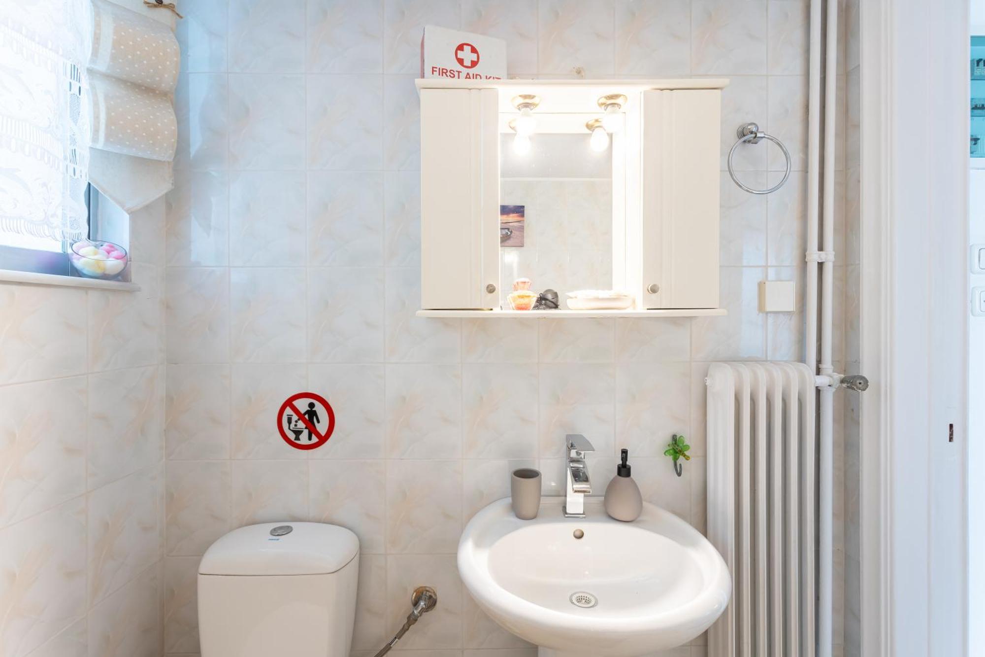 Chung cư 78 m² 2 phòng ngủ, 2 phòng tắm riêng ở Kalamata Ngoại thất bức ảnh
