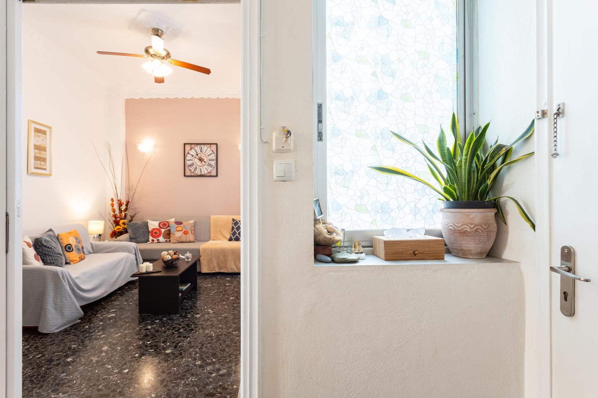 Chung cư 78 m² 2 phòng ngủ, 2 phòng tắm riêng ở Kalamata Ngoại thất bức ảnh