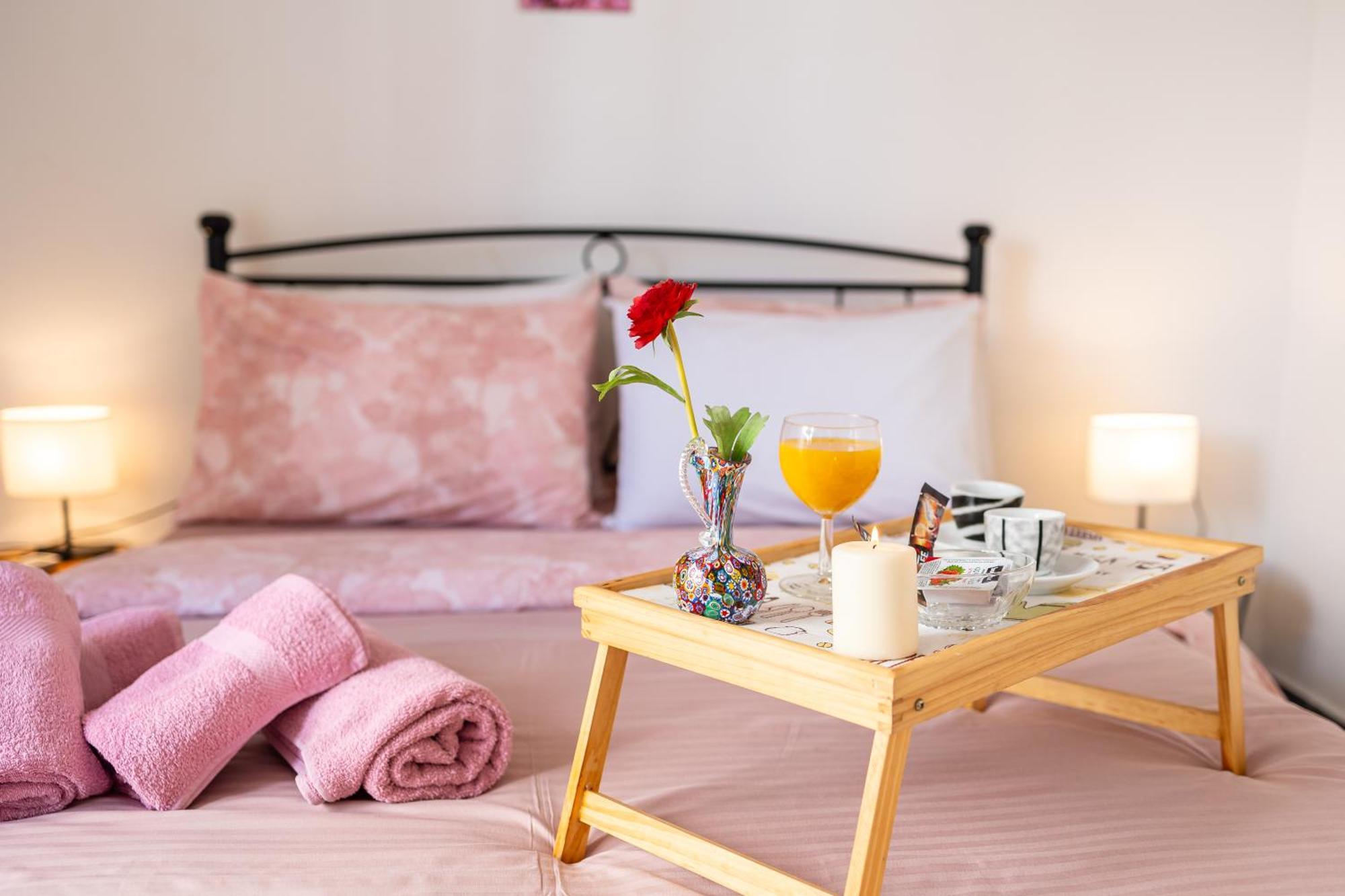 Chung cư 78 m² 2 phòng ngủ, 2 phòng tắm riêng ở Kalamata Ngoại thất bức ảnh