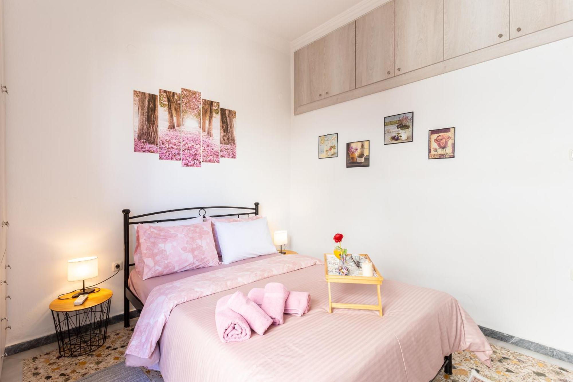 Chung cư 78 m² 2 phòng ngủ, 2 phòng tắm riêng ở Kalamata Ngoại thất bức ảnh