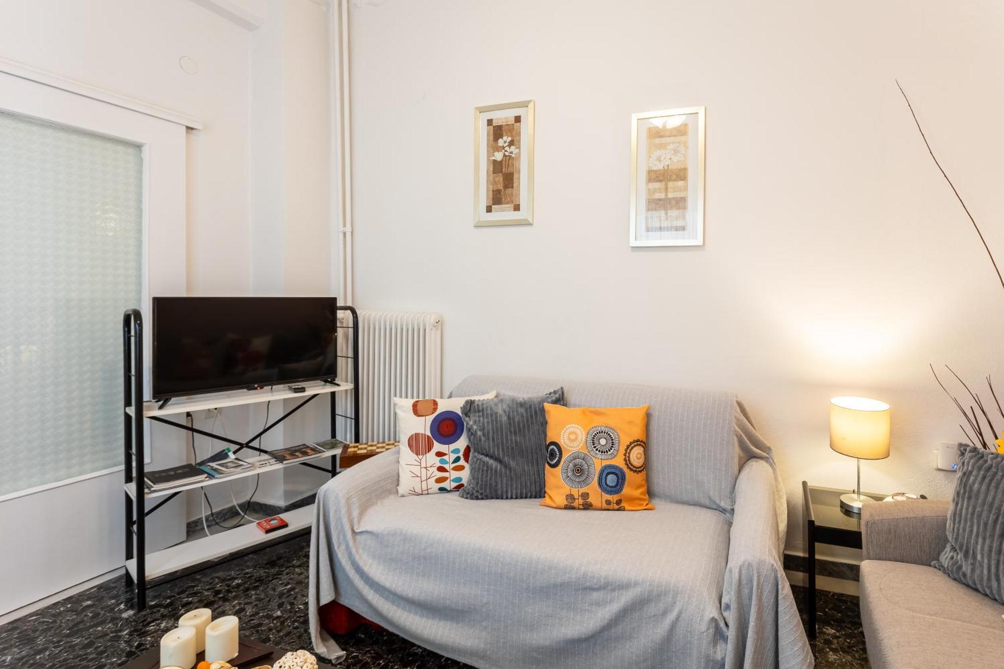 Chung cư 78 m² 2 phòng ngủ, 2 phòng tắm riêng ở Kalamata Ngoại thất bức ảnh